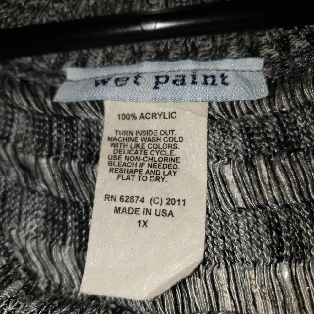 Womens plus sz 1X Black Gray sweater by Wet Paint